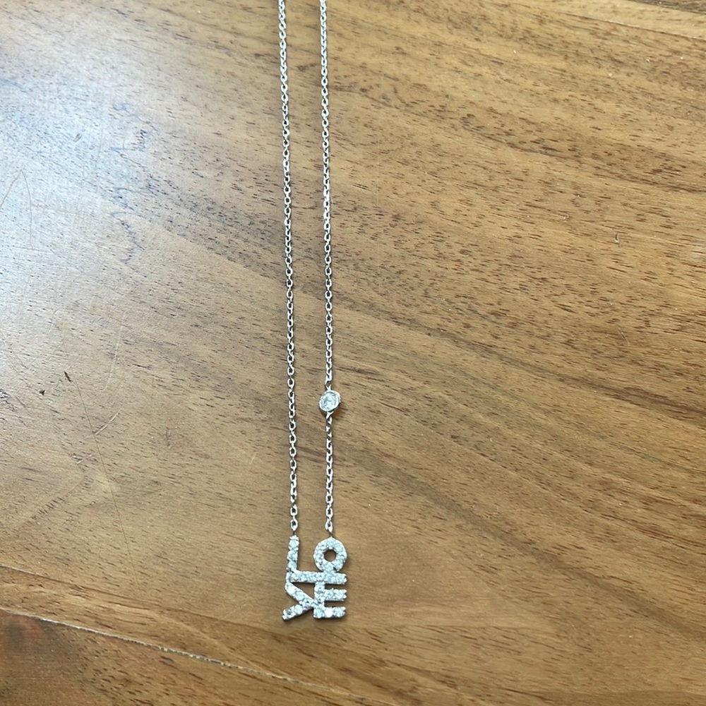 NDI Love necklace
